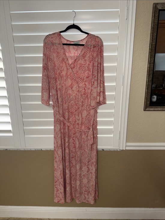 Haute Hippie Dresses & Skirts - Haute Hippie Pink Snake-Print Wrap Maxi Dress